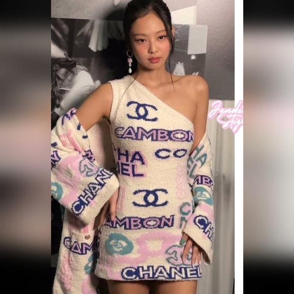 CHANEL Dresses & Skirts - Chanel Cream and Pink One-Shoulder knit mini Dress size 38